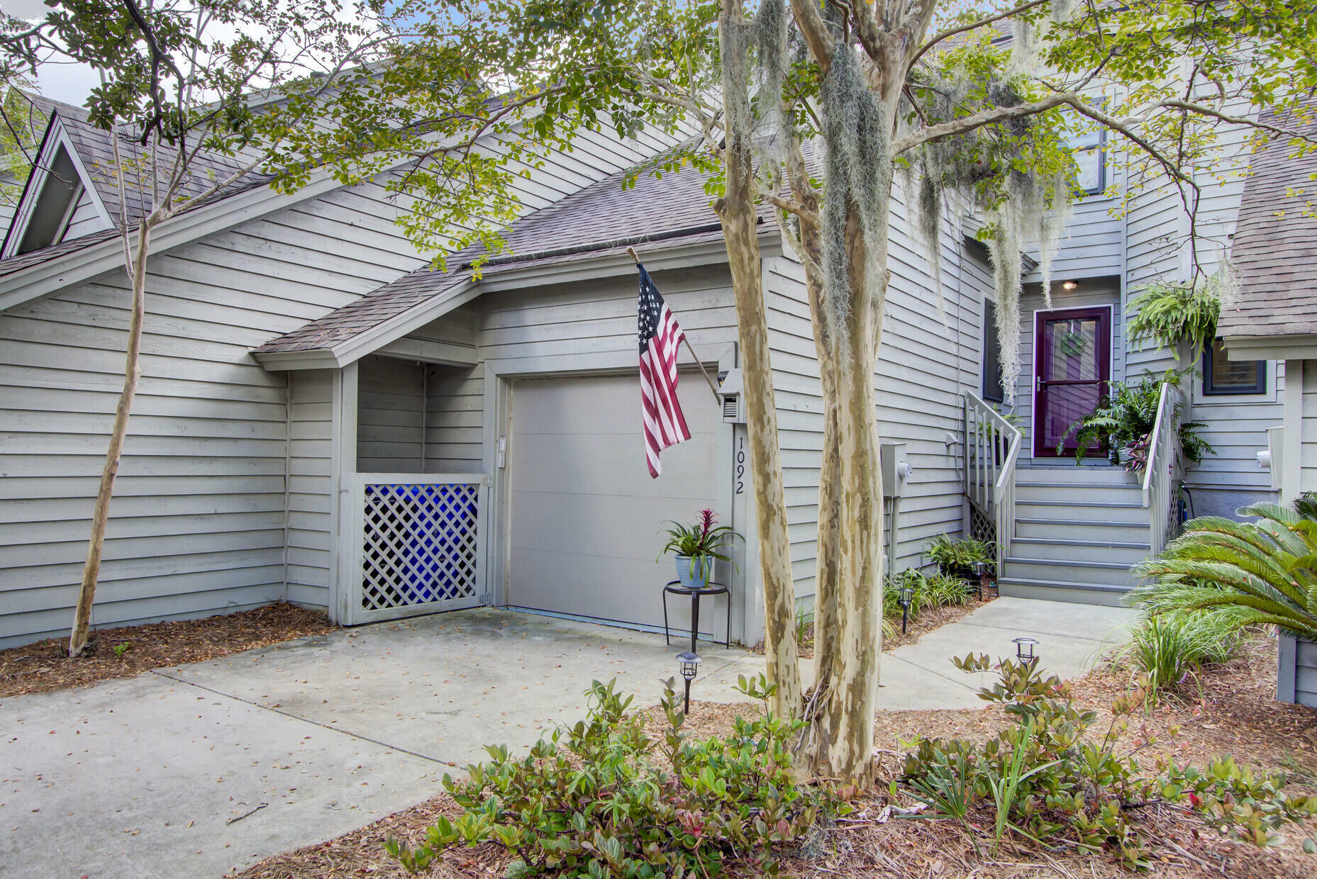 Property Photo:  1092 Marsh Court Lane  SC 29464 