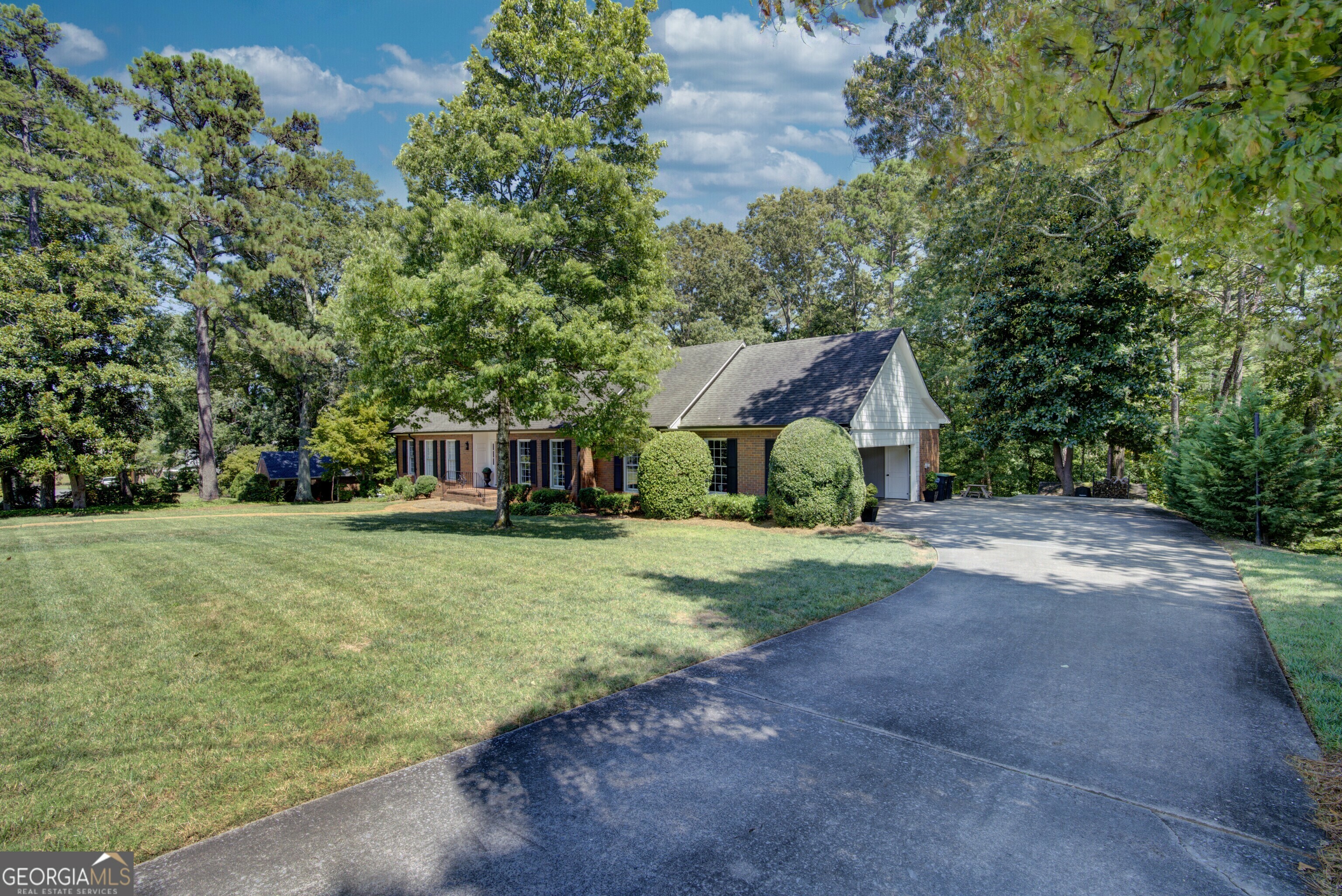 Property Photo:  123 Saddle Mountain Rd.  GA 30161 