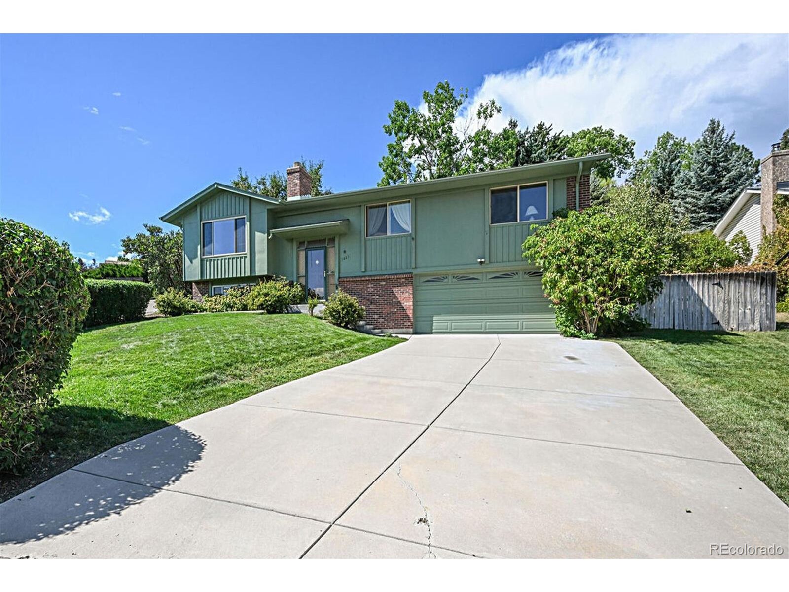 Property Photo:  1201 S Welch Cir  CO 80228 