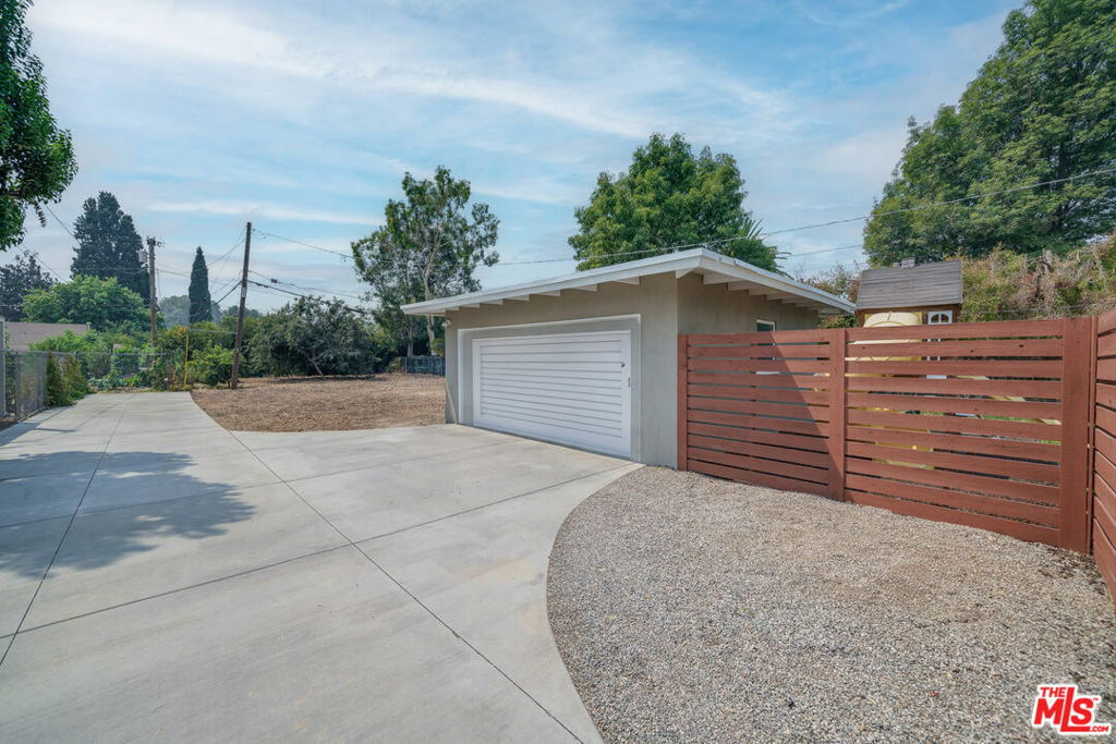 Property Photo:  4706 Rosewood Place  CA 92506 