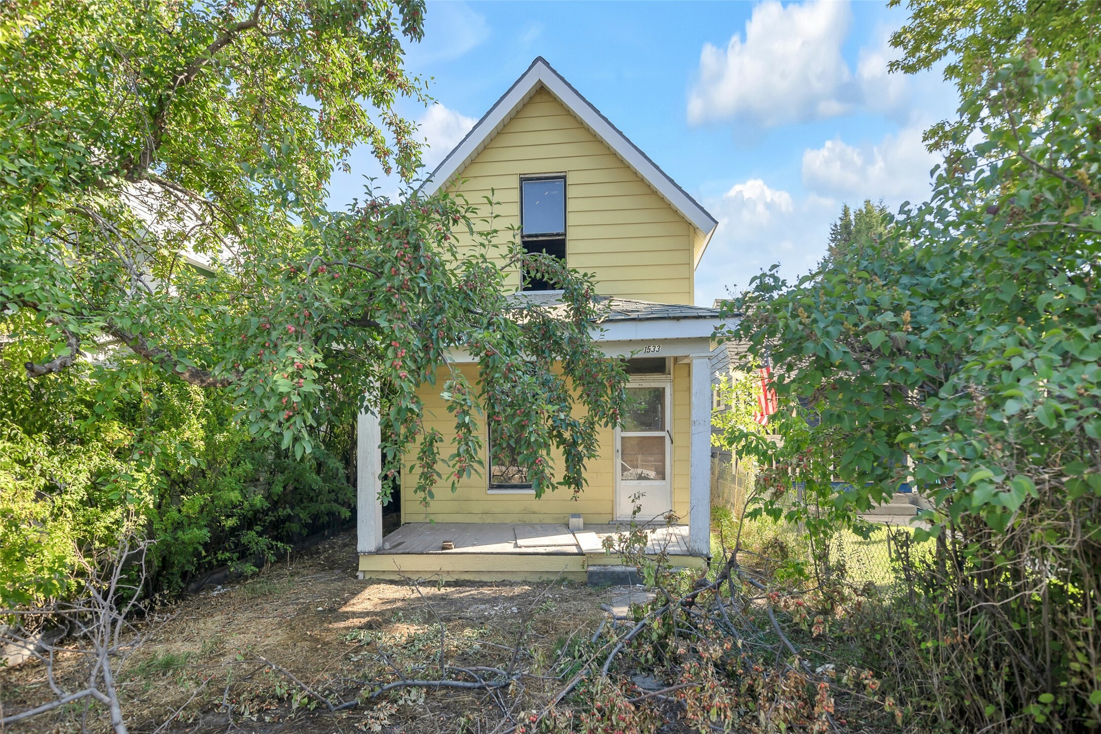 Property Photo:  1533 Walnut Street  MT 59601 