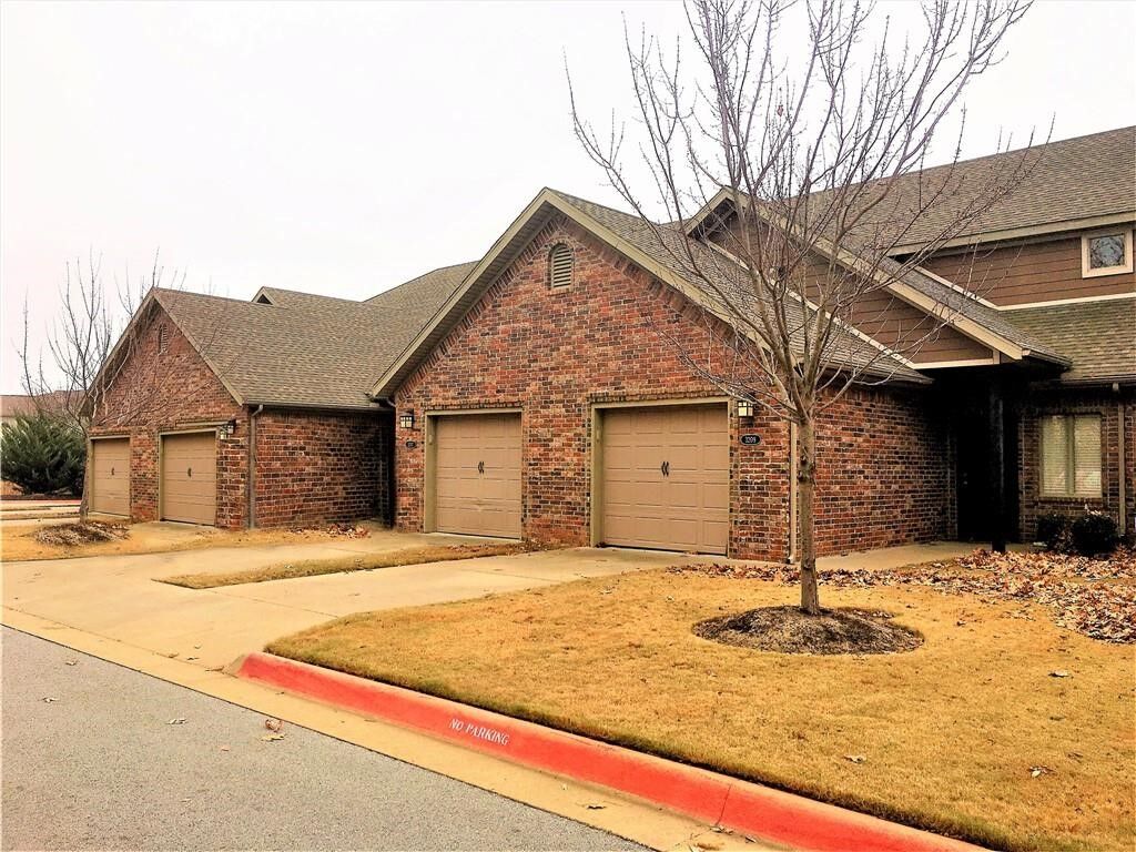 Property Photo:  3168 W Montrail Place  AR 72704 
