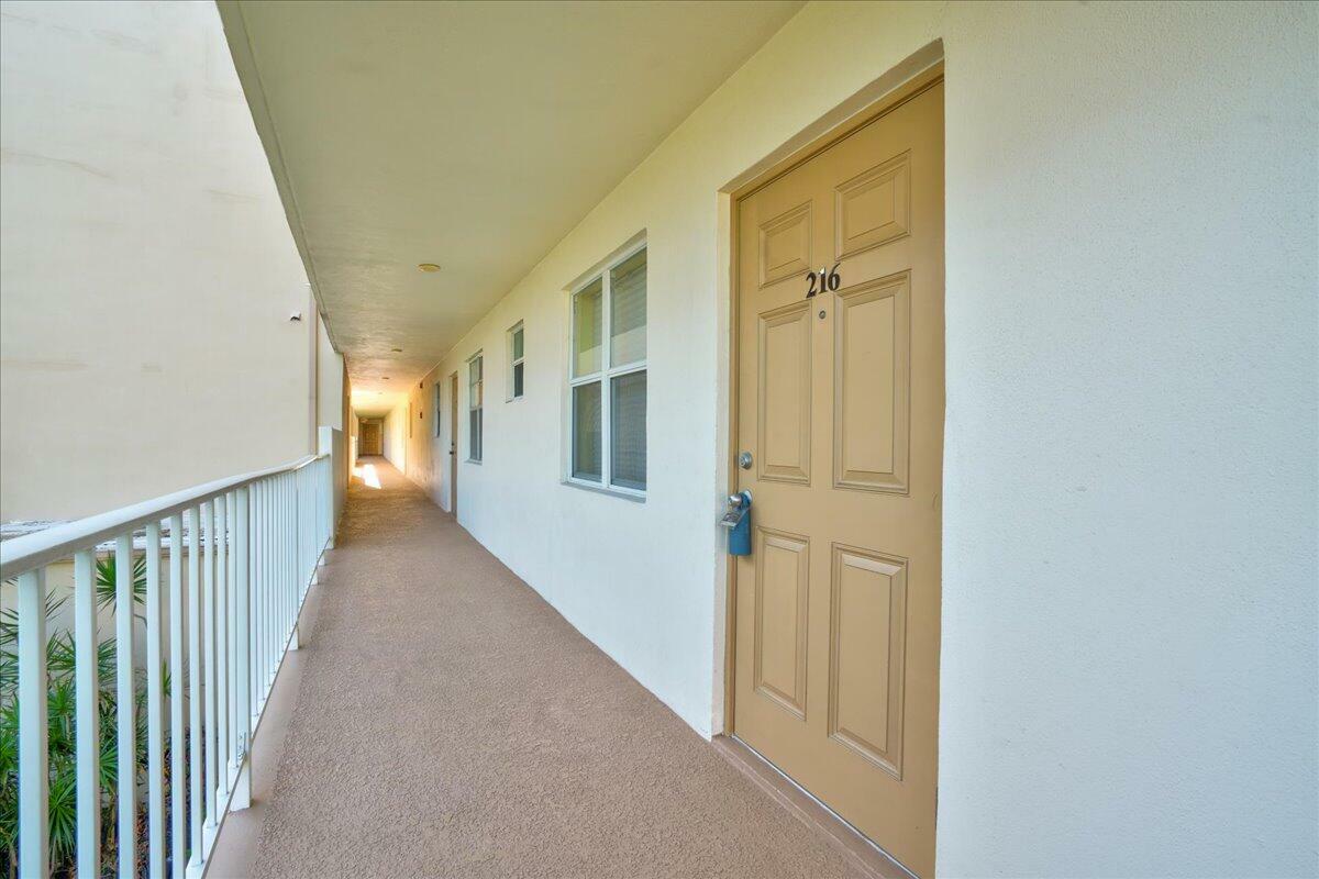 Property Photo:  1810 New Palm Way 216  FL 33435 