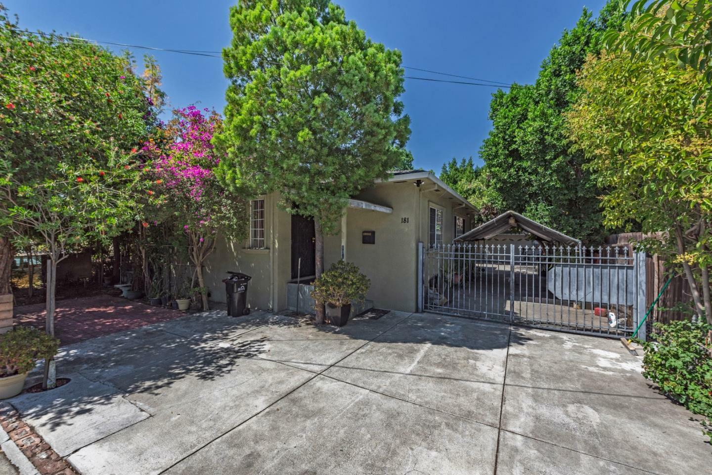 Property Photo:  181 East Hedding Street  CA 95112 