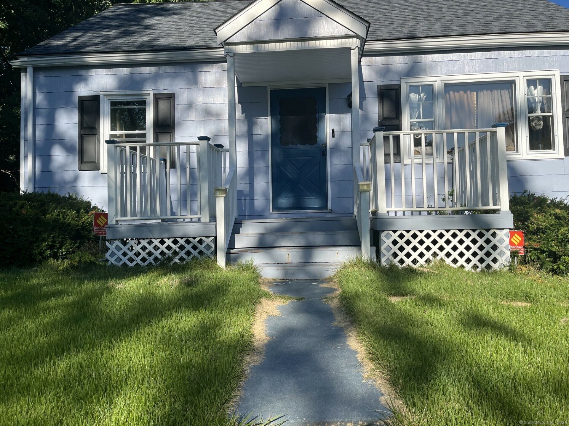 Property Photo:  234 Pilgrim Place  CT 06610 