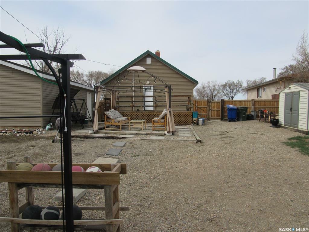 Property Photo:  206 7th Avenue W  SK S0L 2V0 