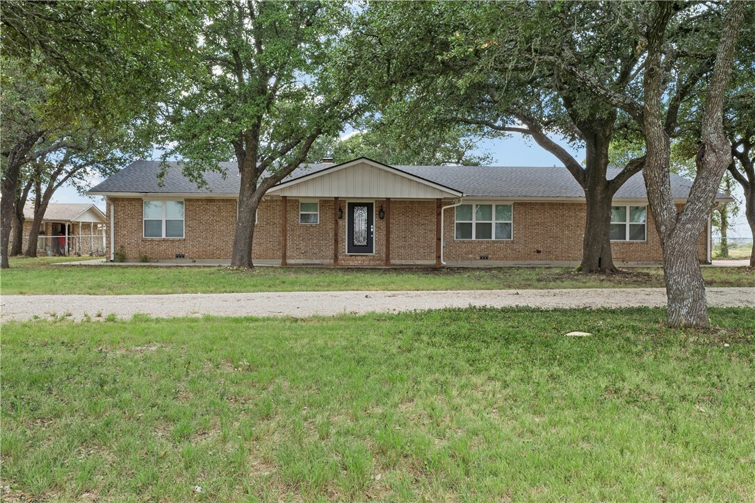 Property Photo:  540 Fm 1996  TX 76561 