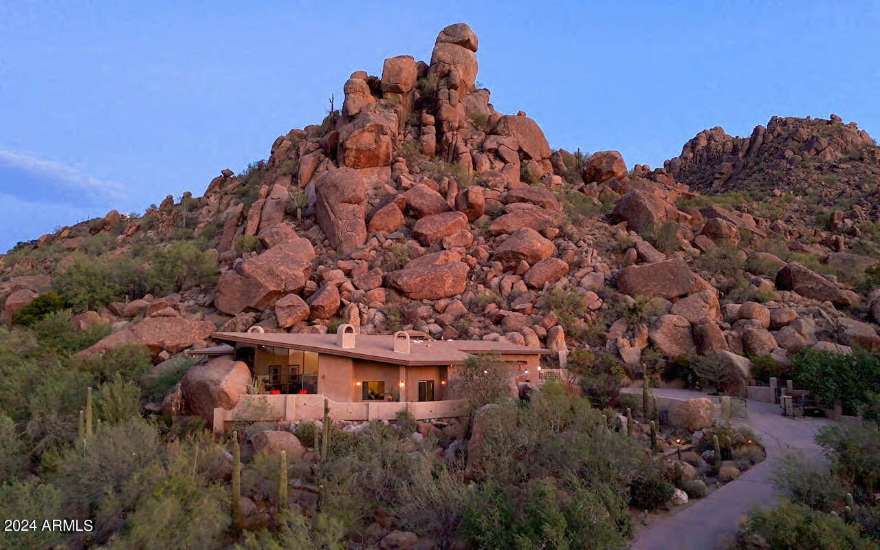 Property Photo: 6924 E Stagecoach Pass AZ 85377