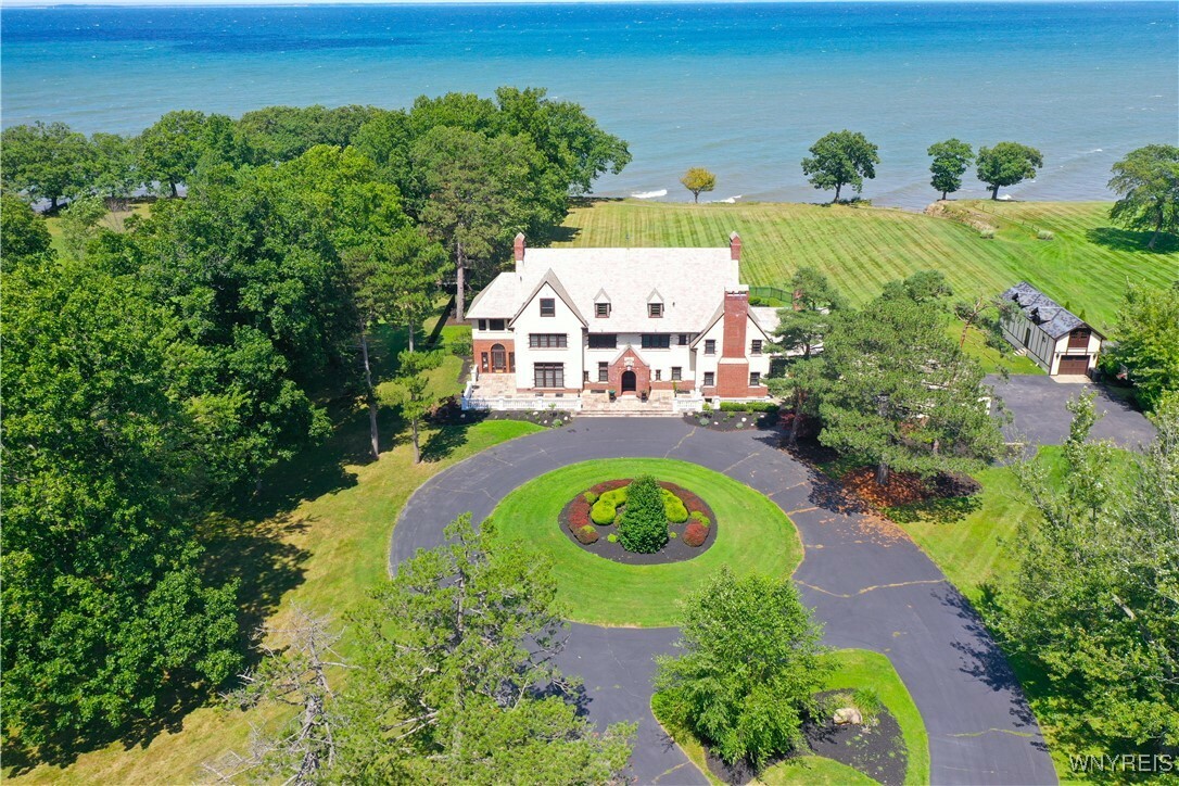 Property Photo:  6862 Lake Shore Road  NY 14047 