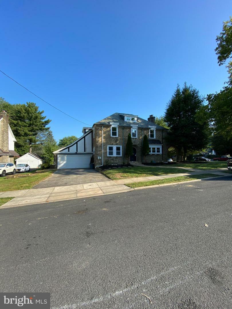 Property Photo:  3201 Highland Avenue  PA 19083 