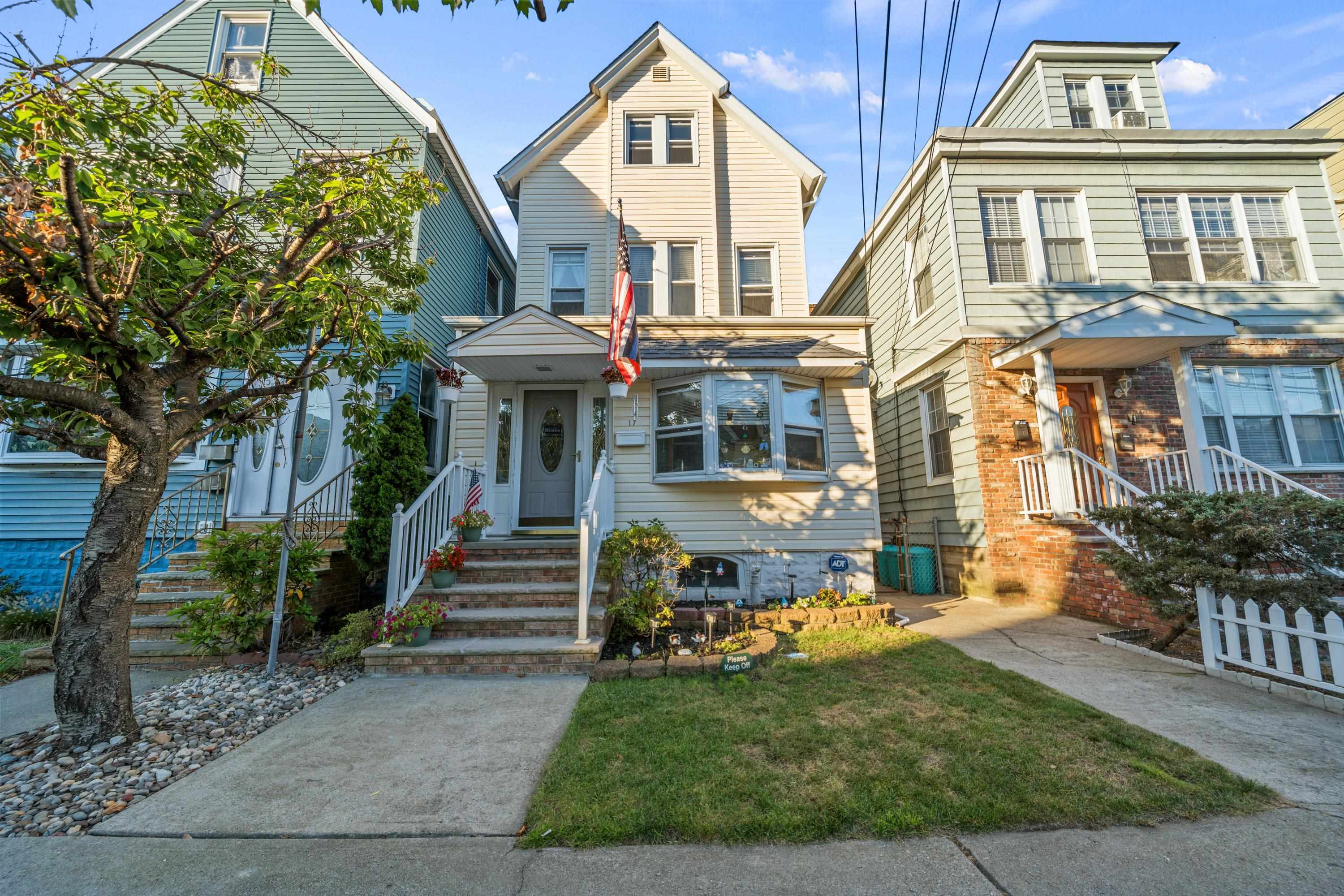 Property Photo:  17 East 35th St  NJ 07002 