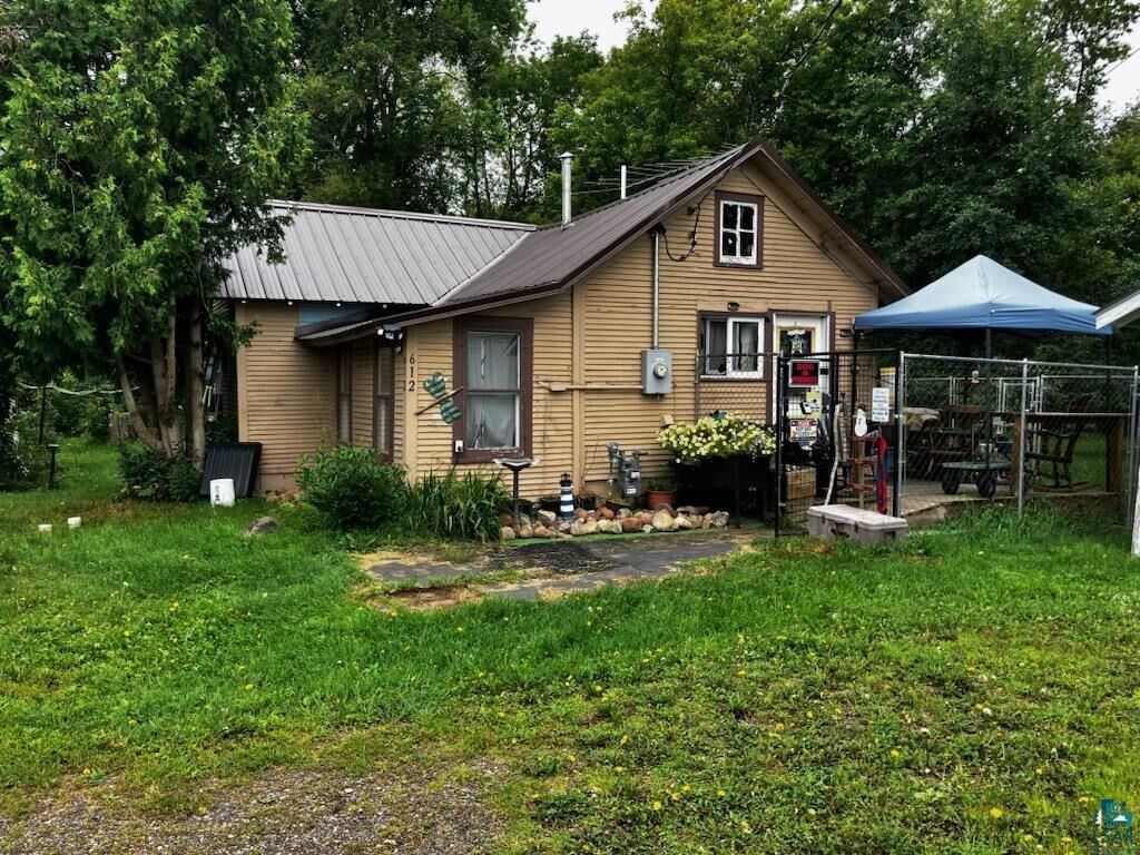 Property Photo: 612 Industrial Rd MN 55767