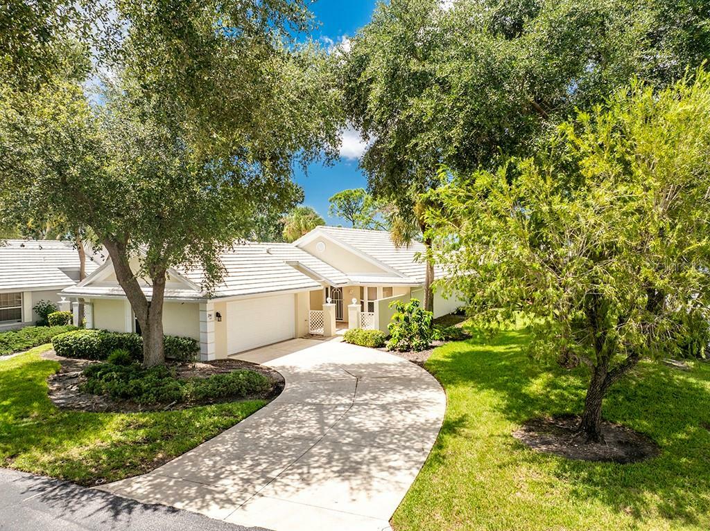 Property Photo:  741 Brightside Crescent Drive  FL 34293 