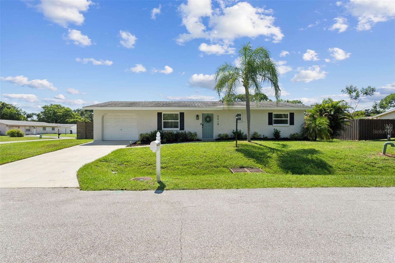 Property Photo:  2018 Arden Drive  FL 34232 