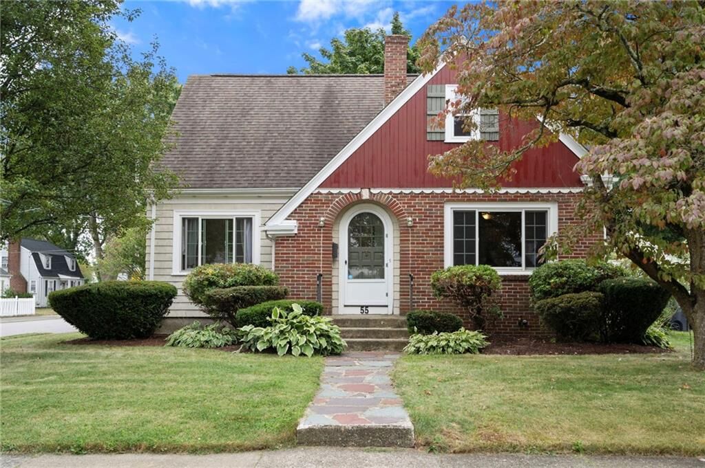 Property Photo: 55 Scarborough Road RI 02861