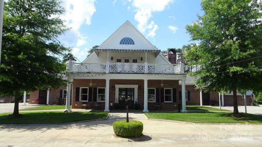 Property Photo:  1360 Brawley School Road  NC 28117 