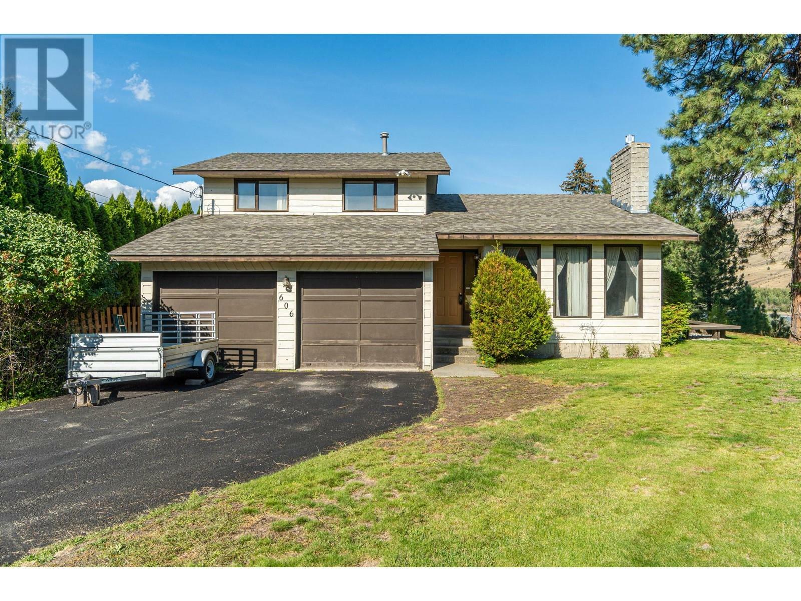 Photo de la propriété:  606 Porterfield Road  BC V2B 6M6 