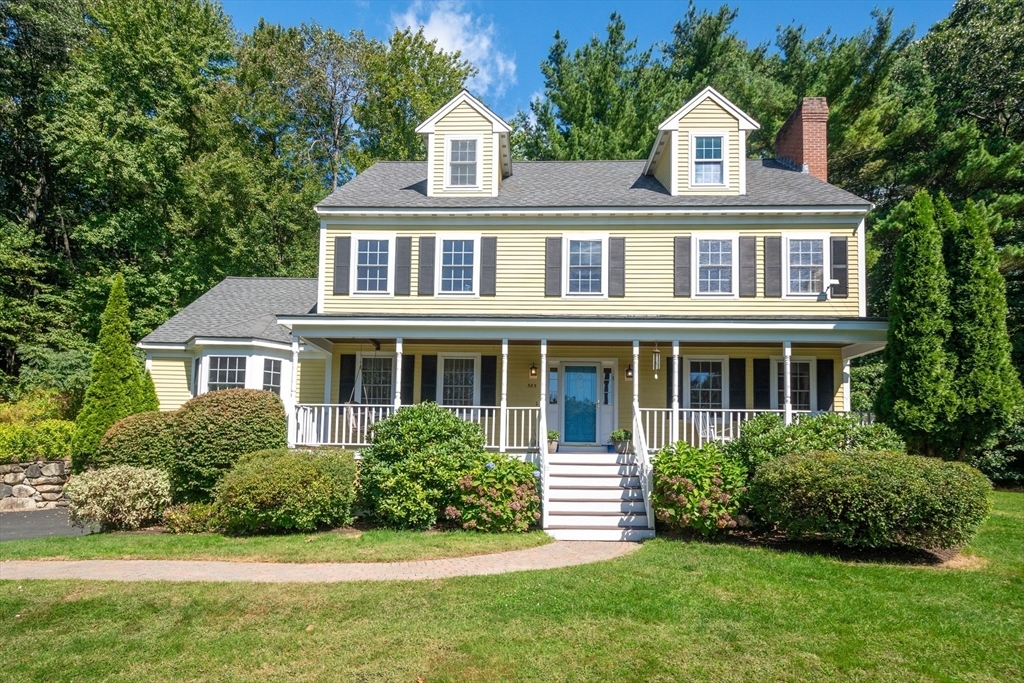 Property Photo:  385 Middle Rd  MA 01719 