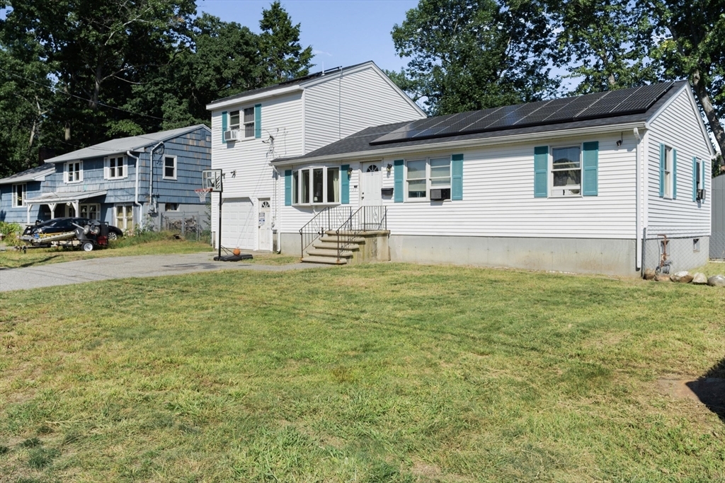 Property Photo:  136 Commonwealth Ave  MA 01852 