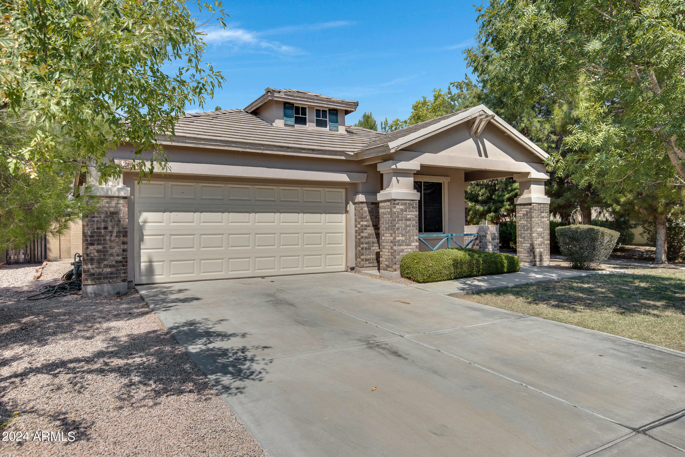 Property Photo:  2664 E Del Rio Street  AZ 85295 