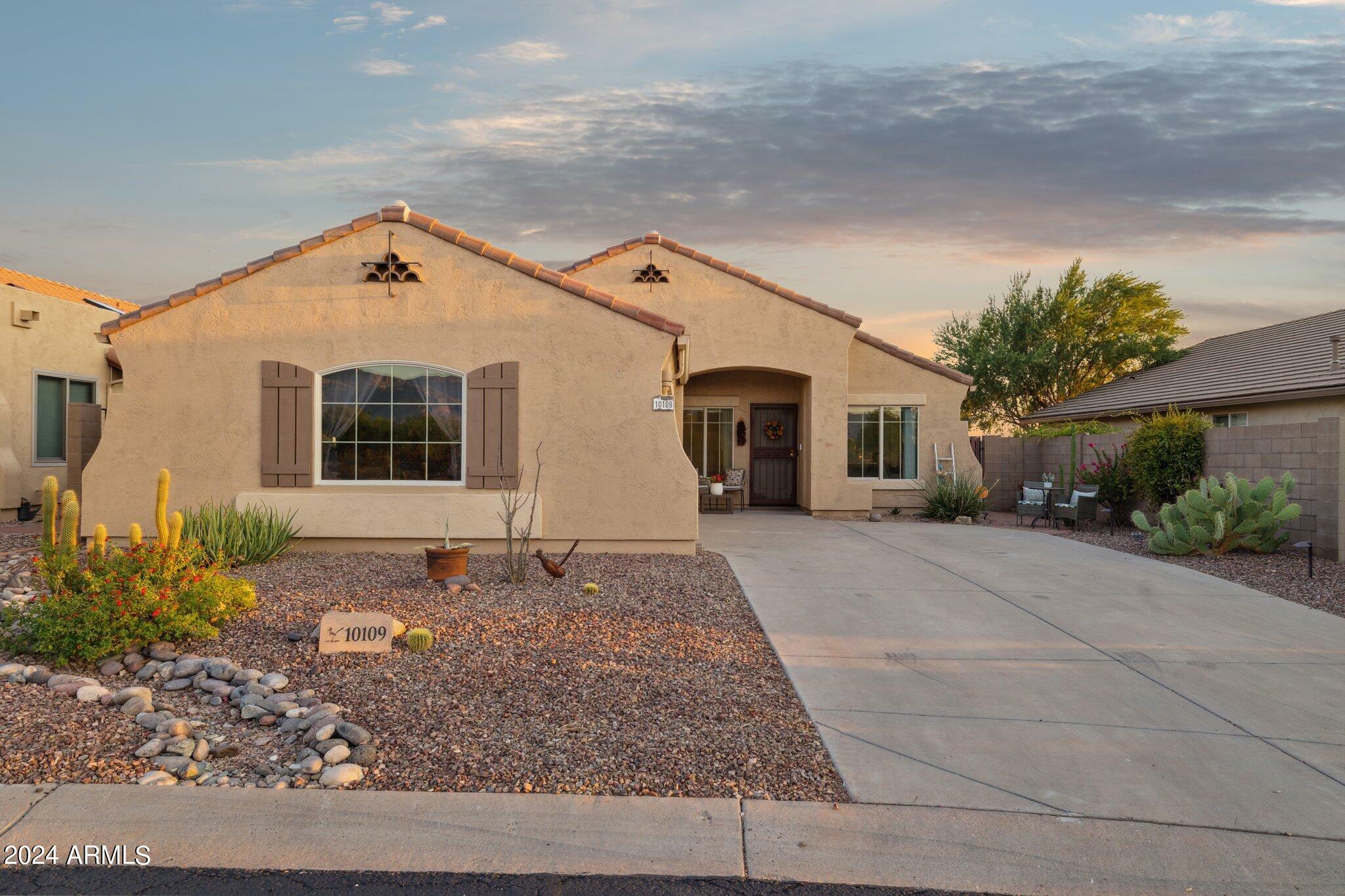 Property Photo:  10109 E Trailhead Court  AZ 85118 