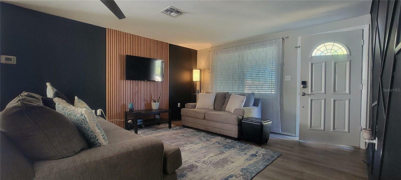 Property Photo: 3814 Holiday Lake Drive FL 34691