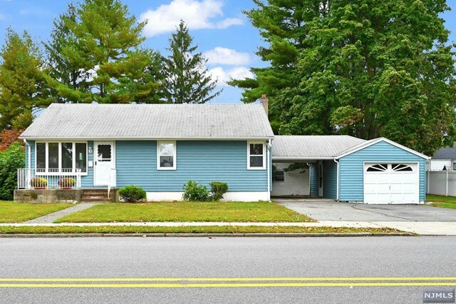 605 Colfax Avenue  Pompton Lakes NJ 07442 photo