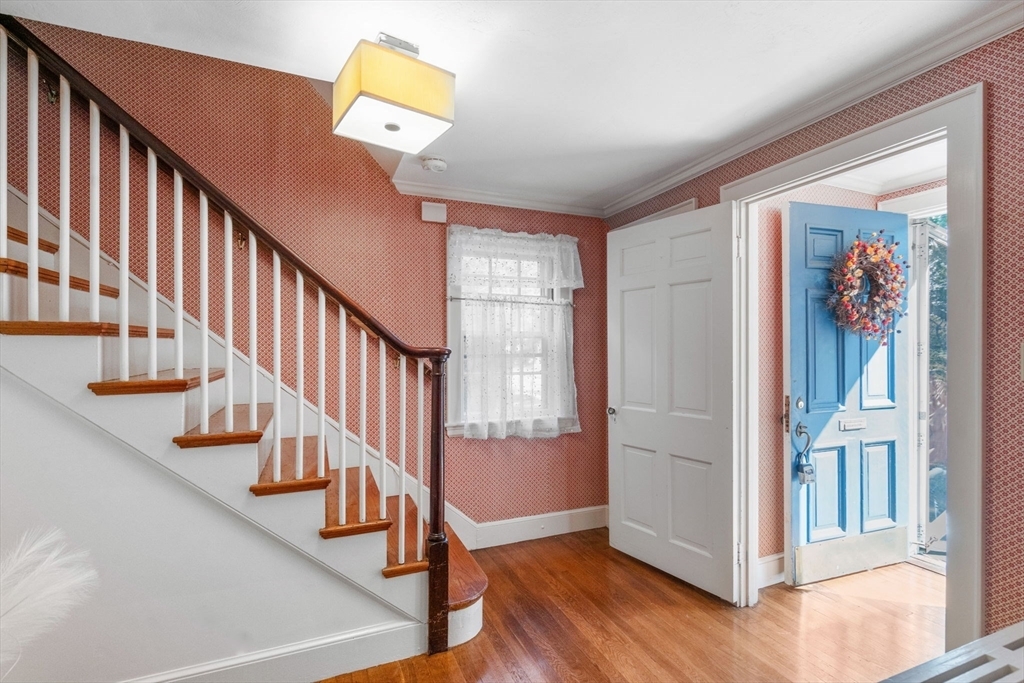 Property Photo:  78 Oaks Rd  MA 01702 