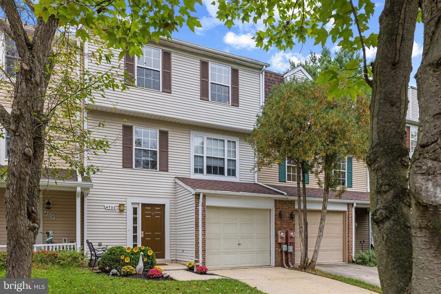 Property Photo: 4722 Hallowed Stream MD 21042
