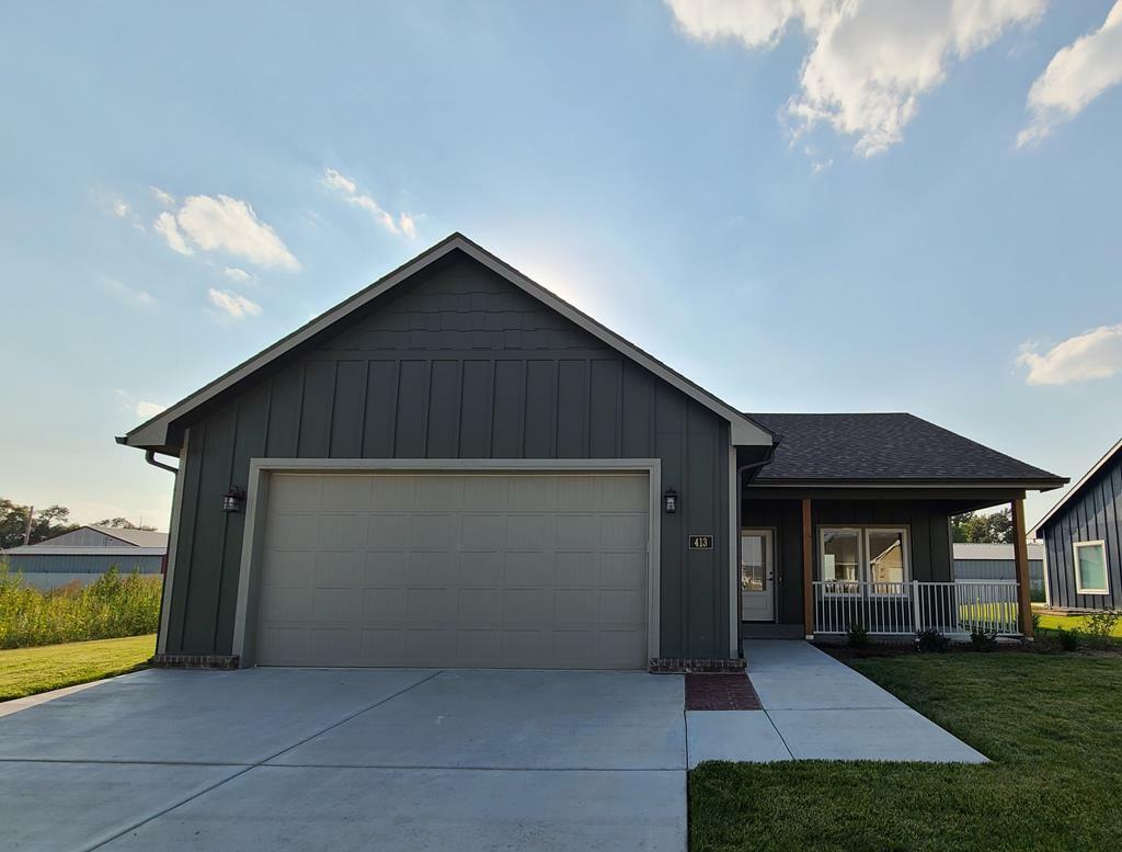Property Photo: 413 Dala Dr KS 67456