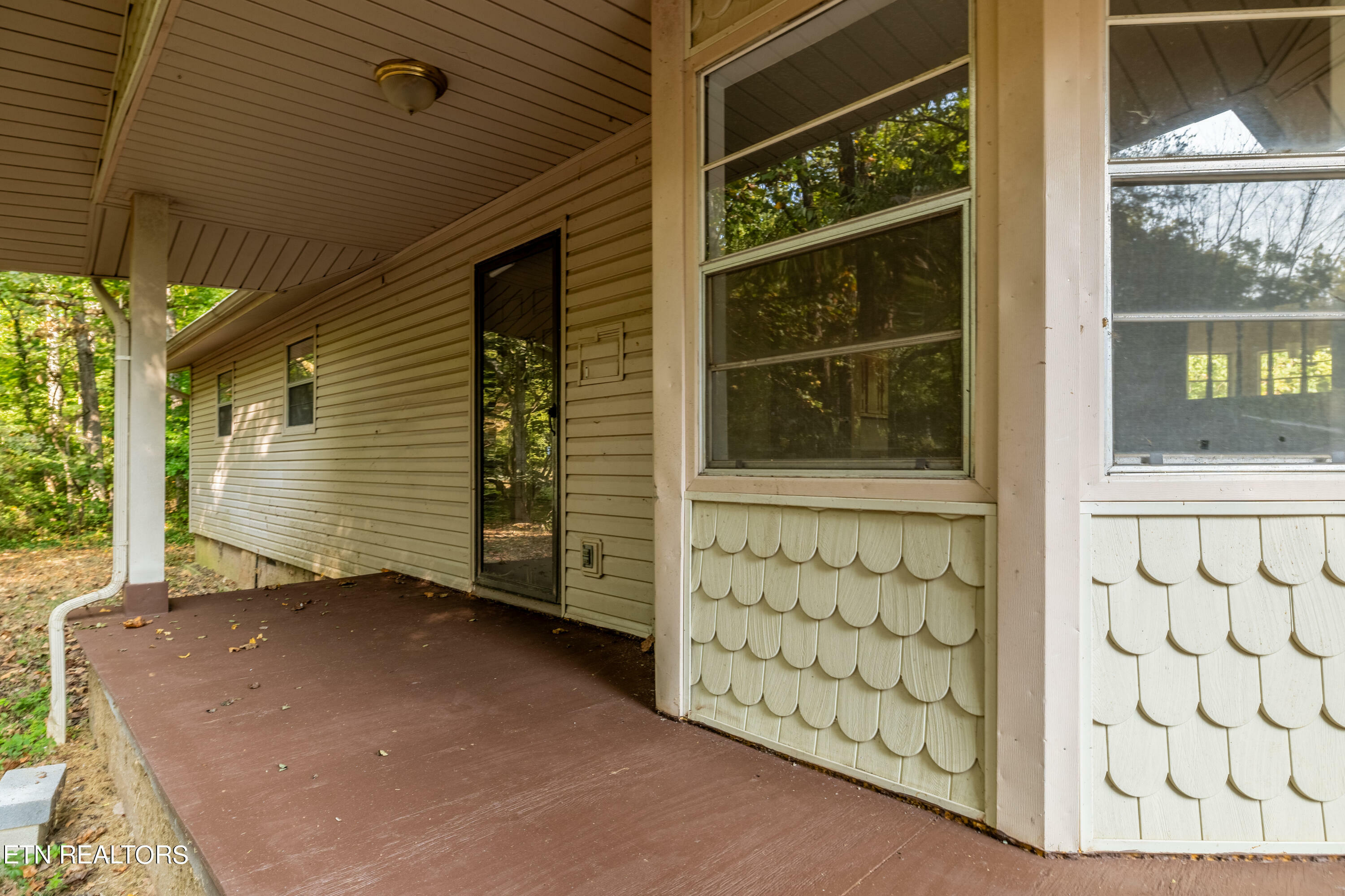 Property Photo:  3889 Quarry Rd  TN 37777 