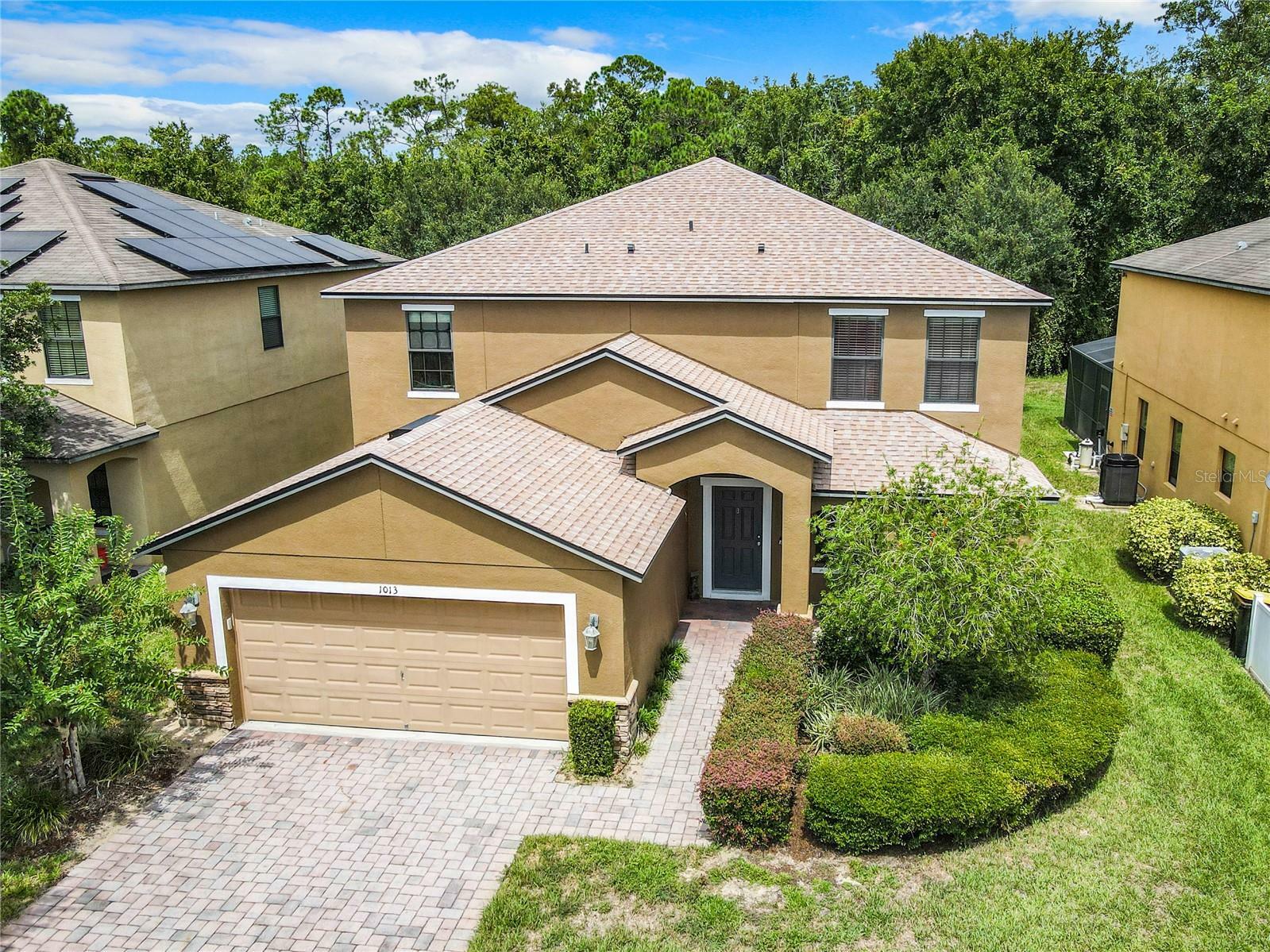 Property Photo:  1013 Cypress Pointe Boulevard  FL 33896 