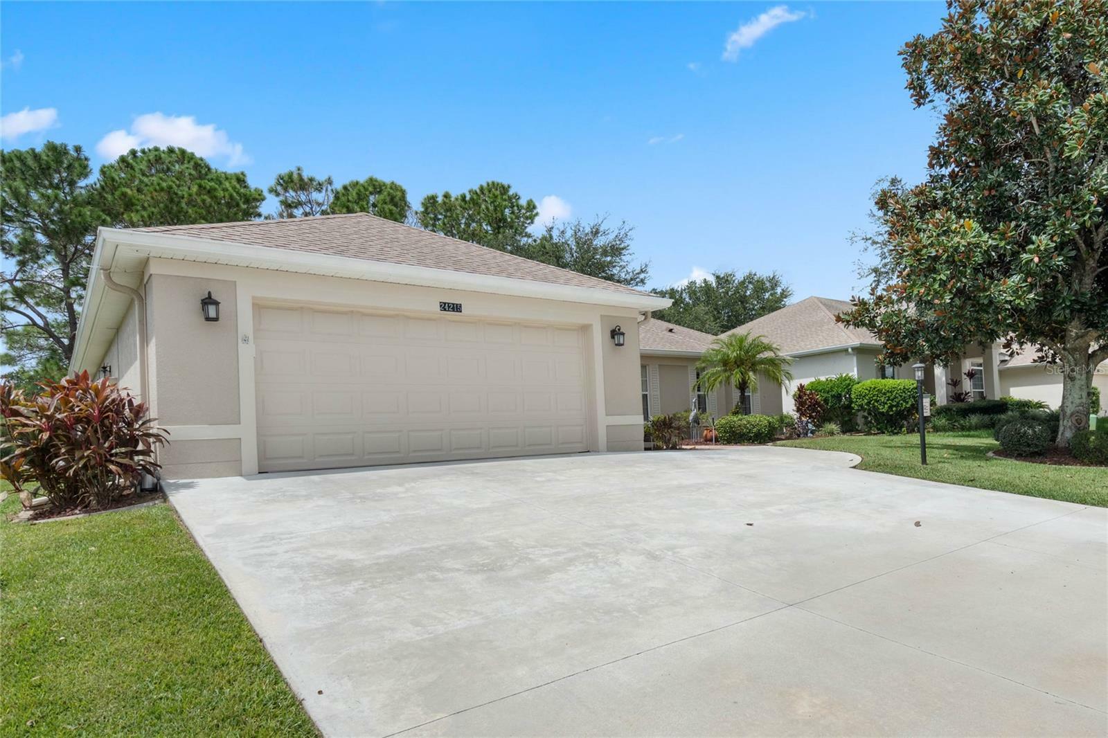 Property Photo:  24215 Belle Mede Drive  FL 34748 