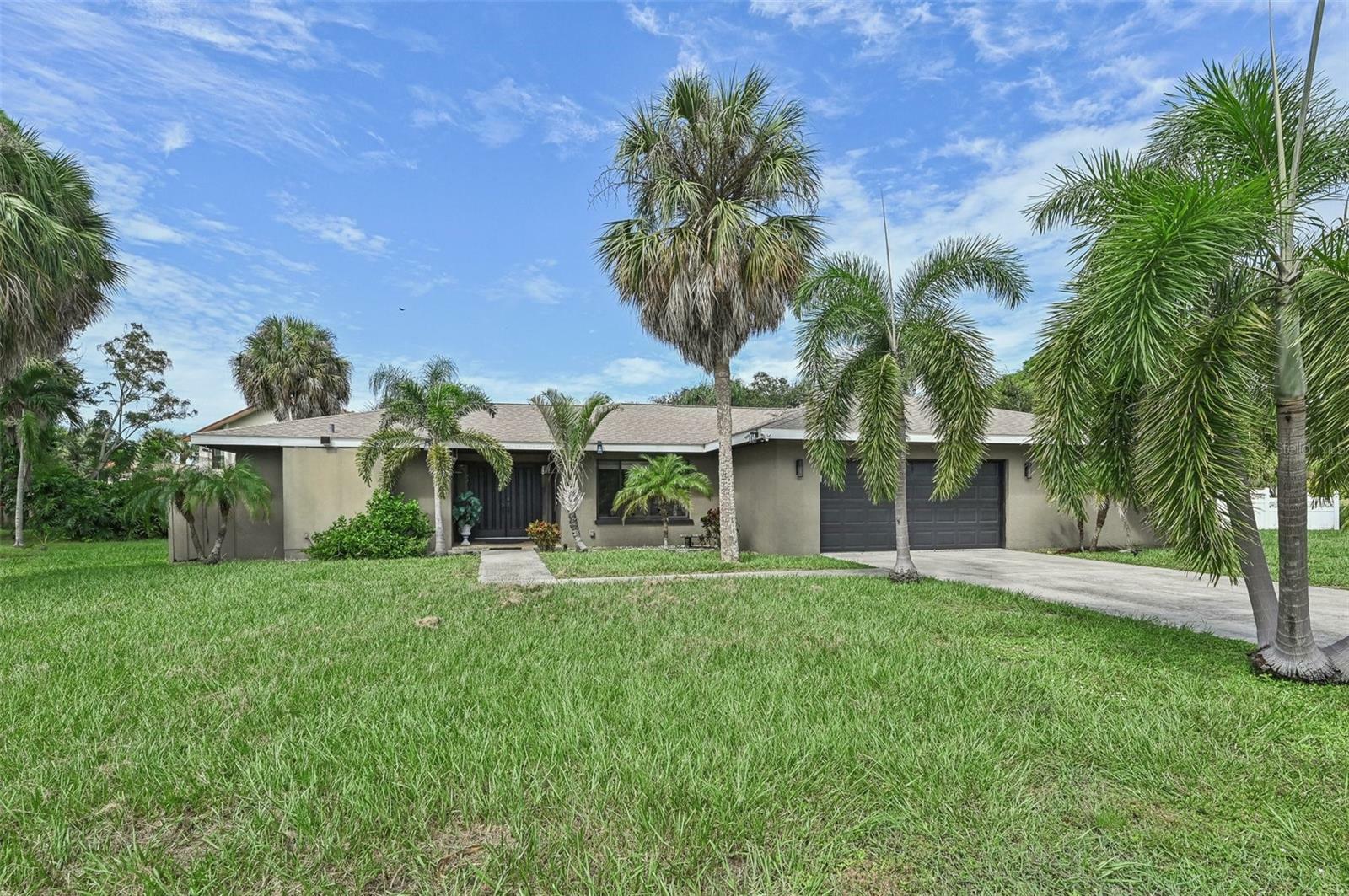 Property Photo:  6106 45th Street W  FL 34210 