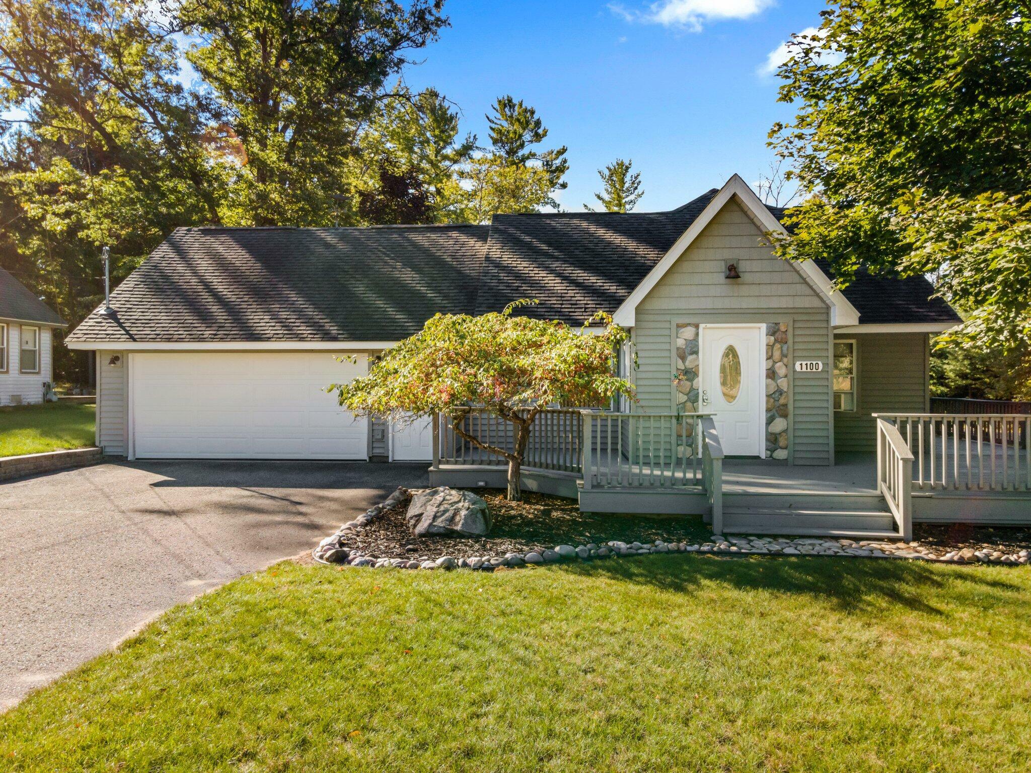 Property Photo:  1100 Tisdale Road  MI 48653 