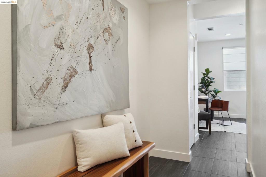Property Photo:  1397 Pullman Way  CA 94607 