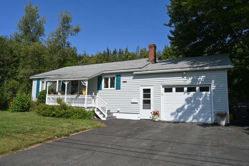 Property Photo:  137 Dartmouth Street  ME 04401 