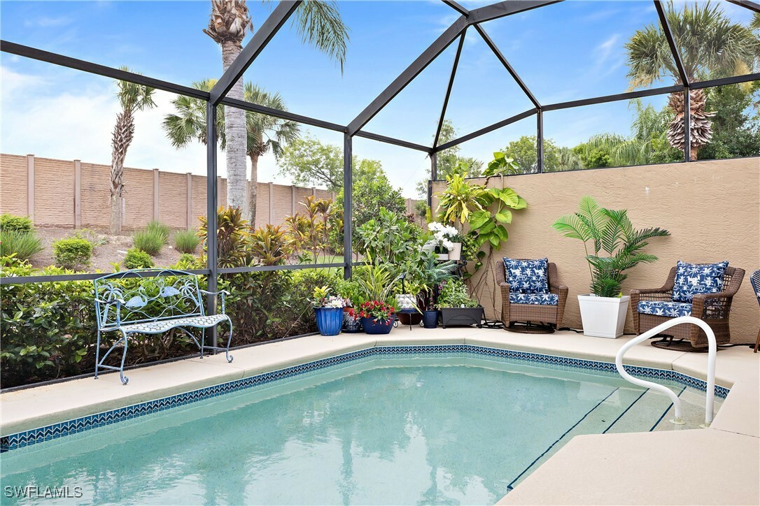 Property Photo:  10071 Colonial Country Club Boulevard  FL 33913 