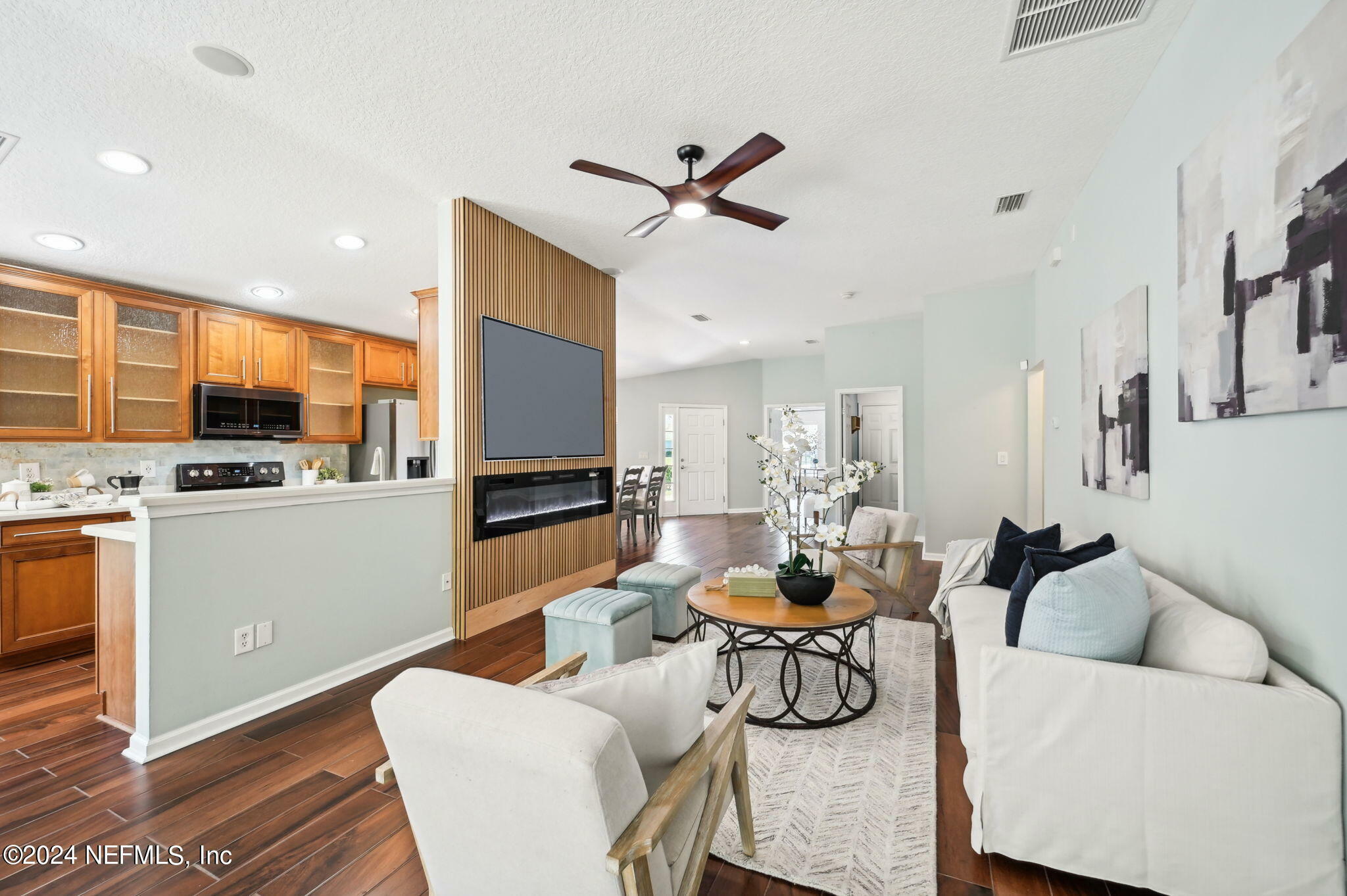 Property Photo:  9019 Tropical Bend Circle  FL 32256 