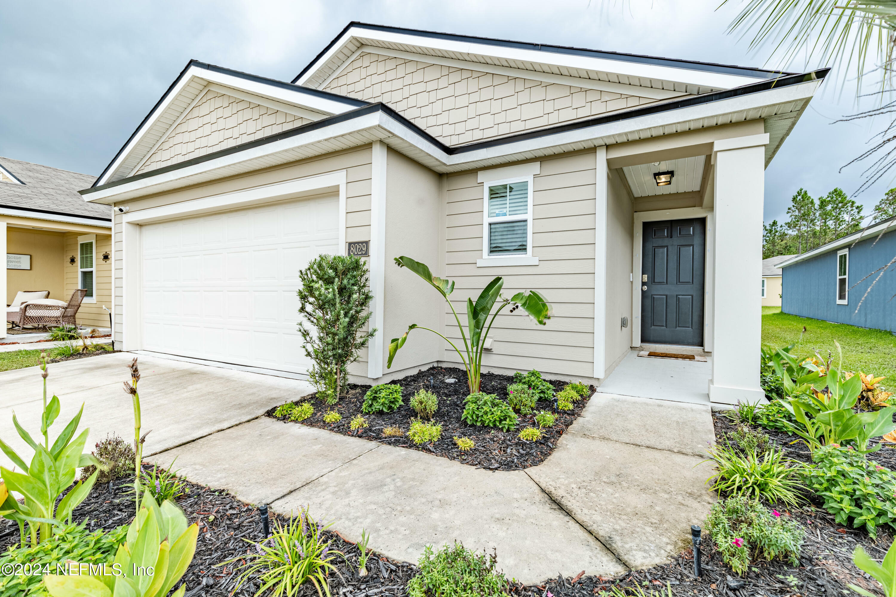 Property Photo:  8029 Cape Fox Drive  FL 32222 