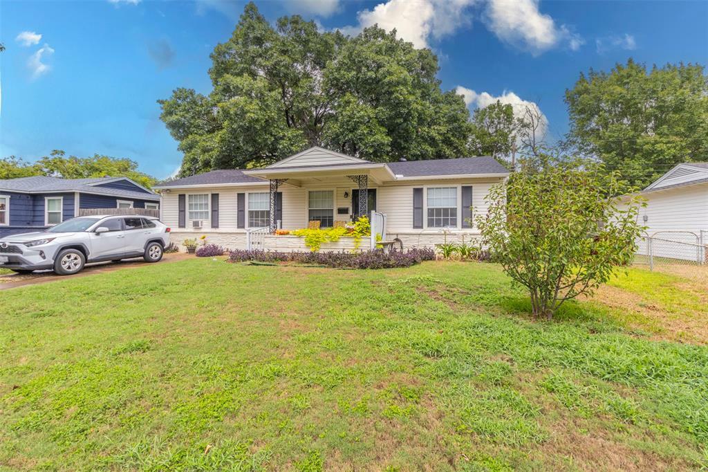 Property Photo:  1205 Marshalldale Drive  TX 76013 