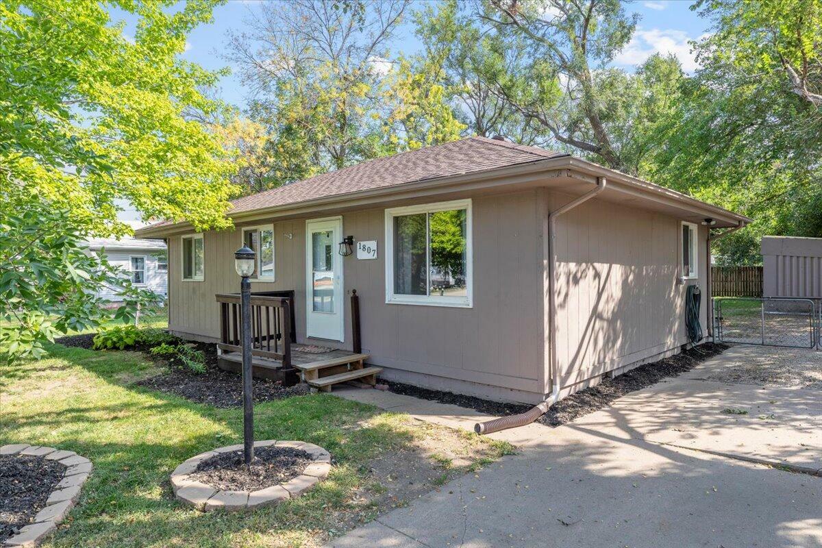 Property Photo:  1807 S 13  Street  IA 51501 