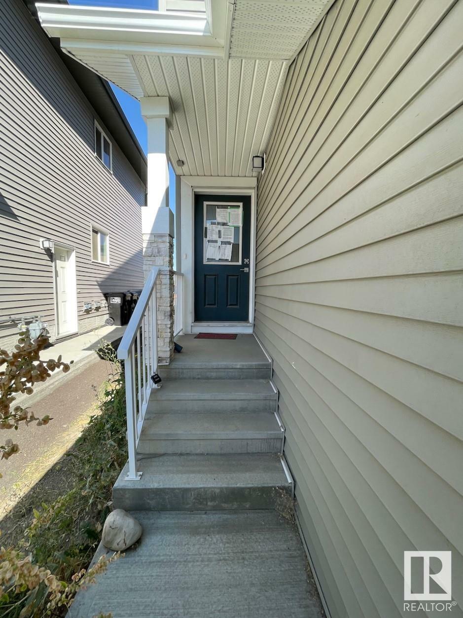 Property Photo:  6506 176 Avenue NW  AB T5Y 4B2 