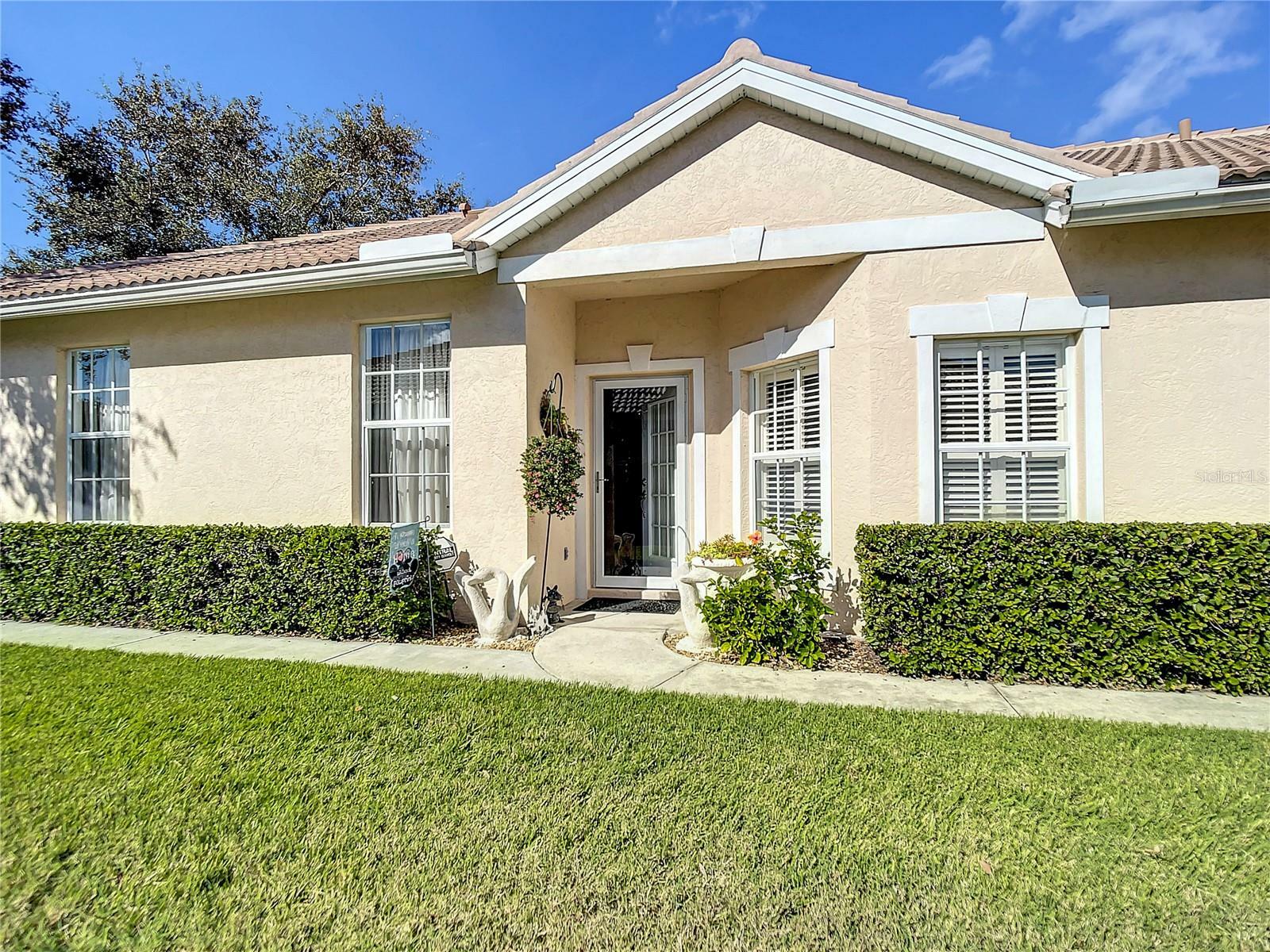 Property Photo:  662 Back Nine Drive  FL 34285 