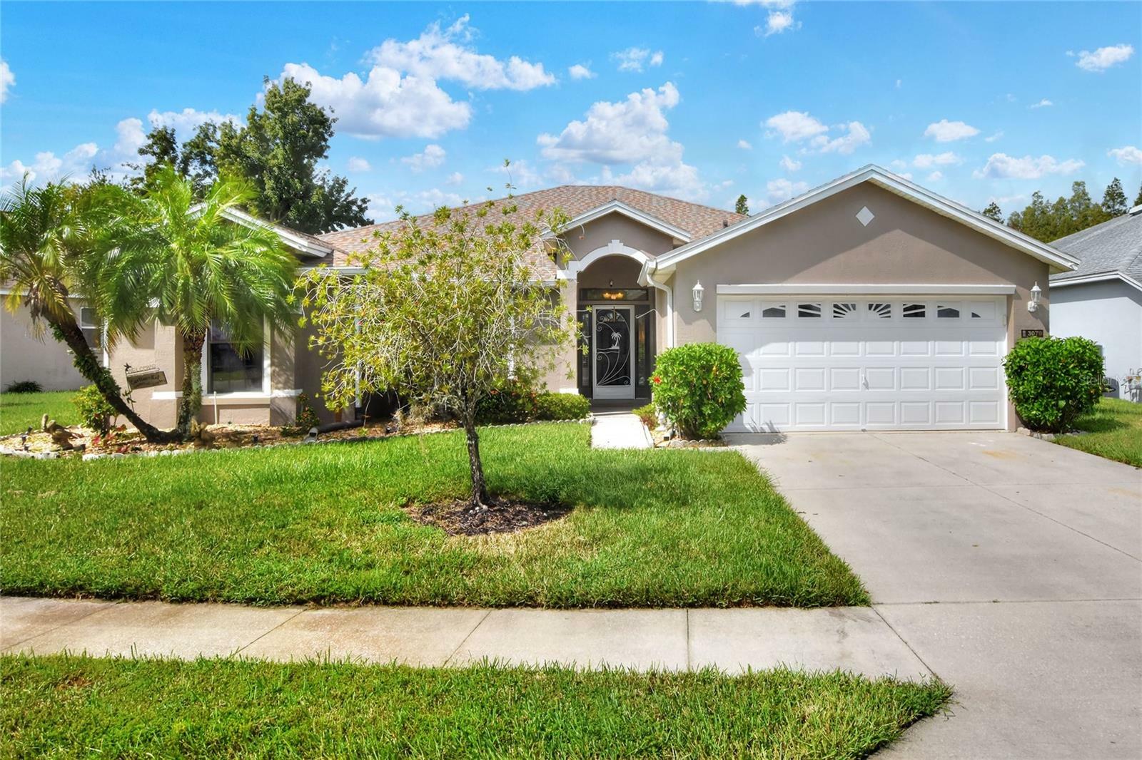 Property Photo:  3079 Bellflower Way  FL 33811 