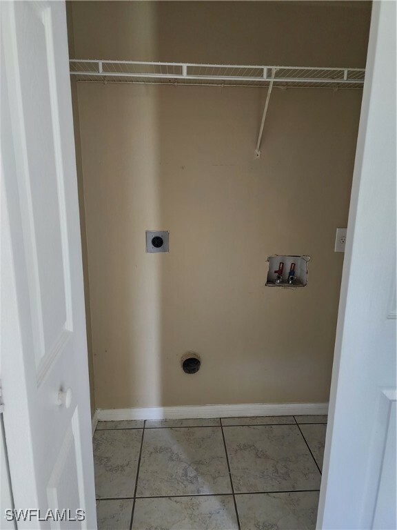 Property Photo:  4646 28th Street SW  FL 33973 