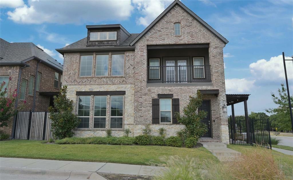 Property Photo:  260 Palisades Boulevard  TX 75080 