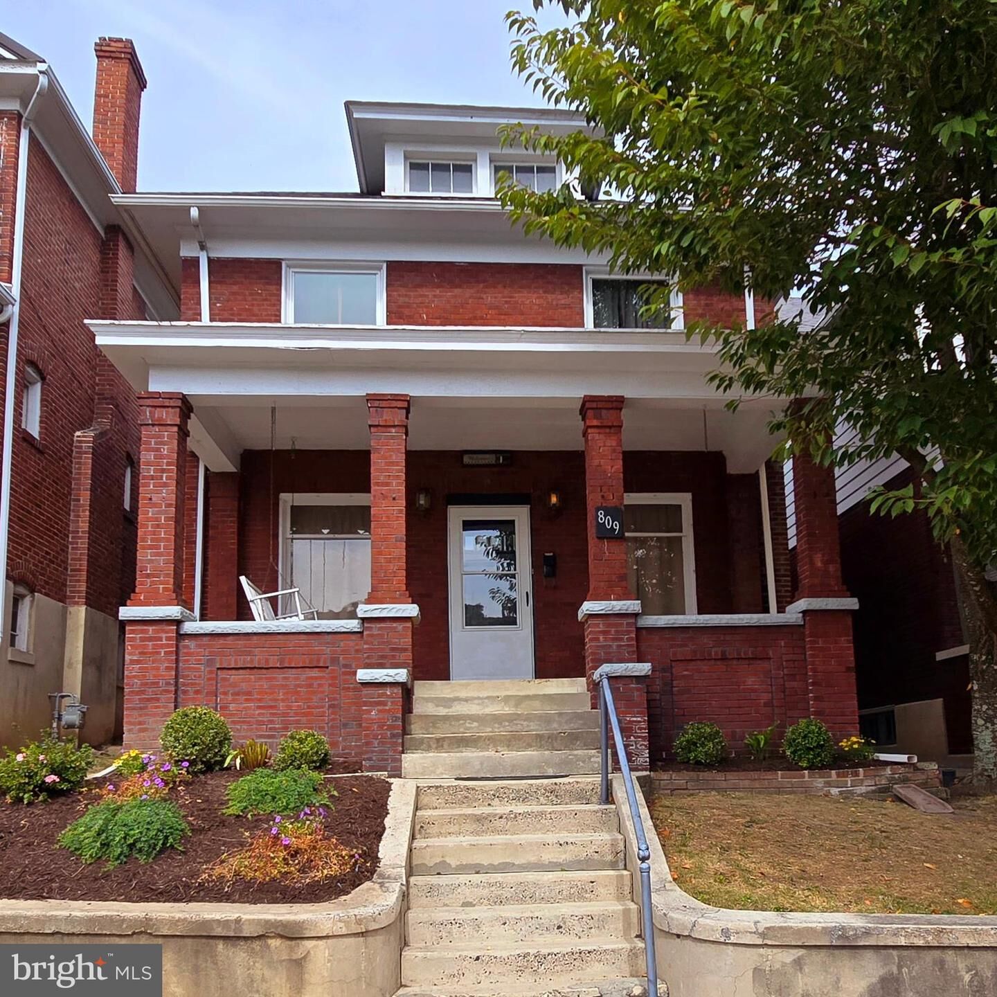 Property Photo: 809 Mount Royal Avenue MD 21502