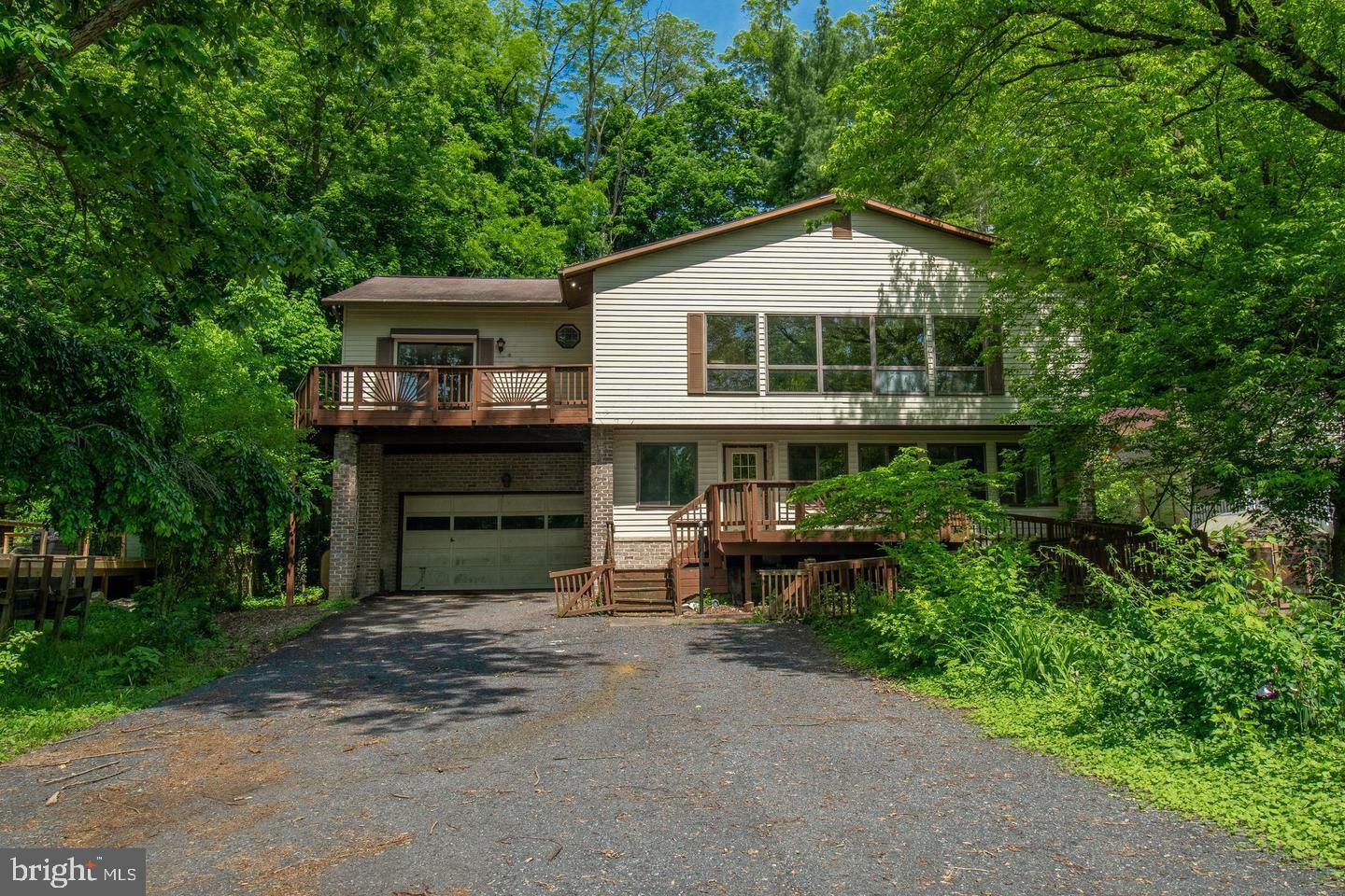 Property Photo:  416 Prowell Drive  PA 17011 