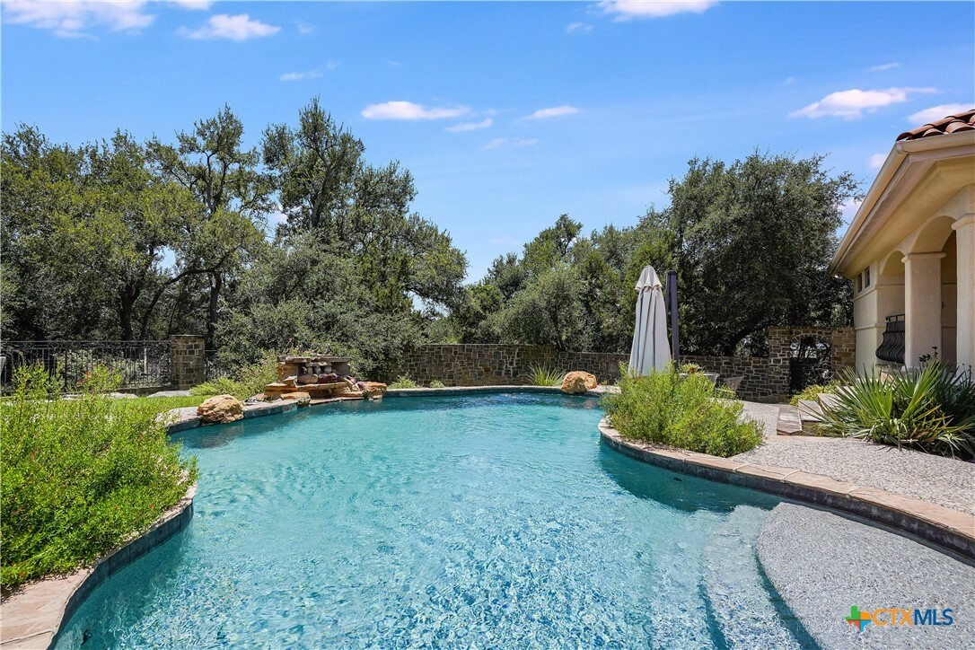 Property Photo:  800 Water Park Road  TX 78676 